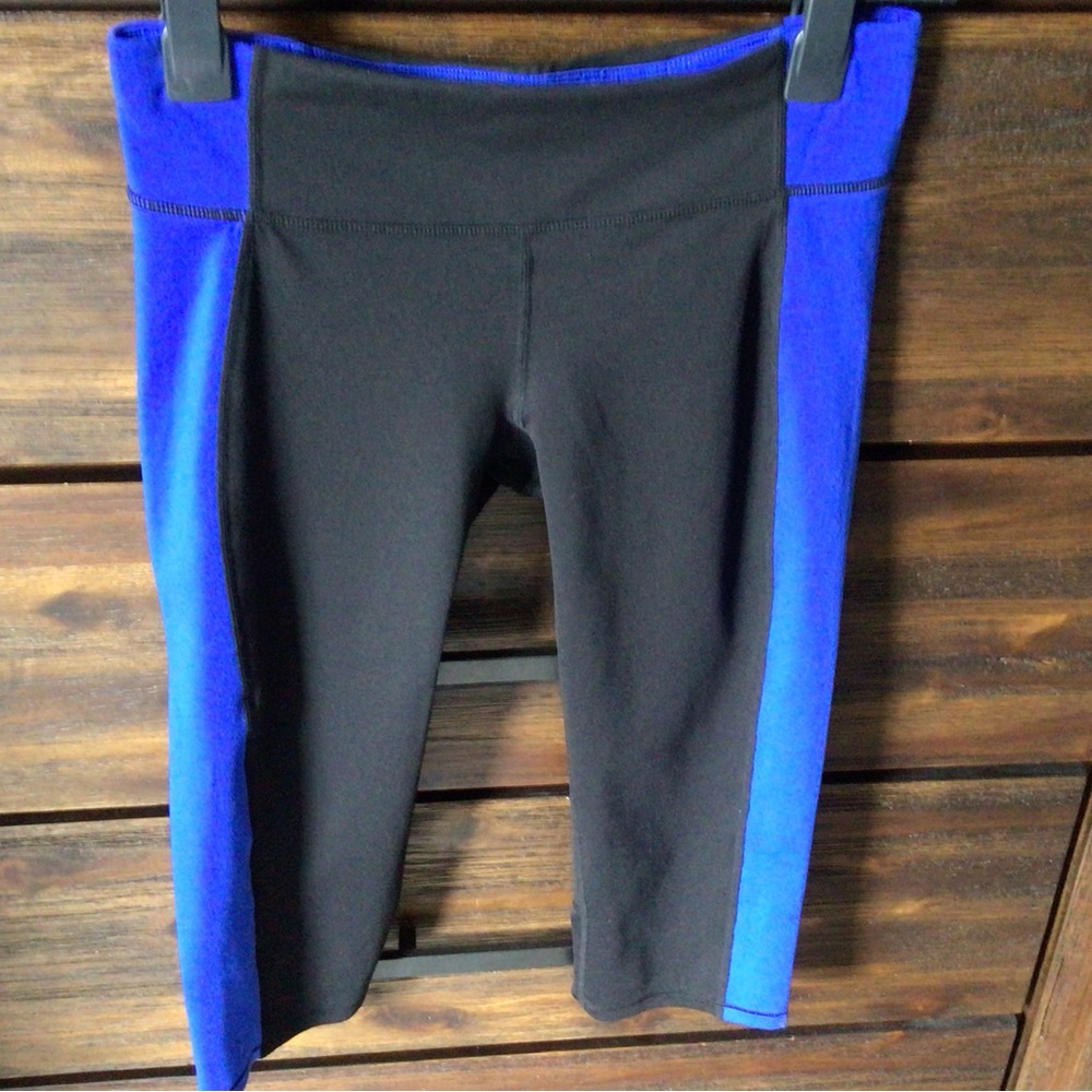 Calvin Klein Performance Capris Medium